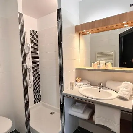 Hoteliere Natureva & 4* Agde