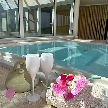 Hoteliere Natureva & 4*