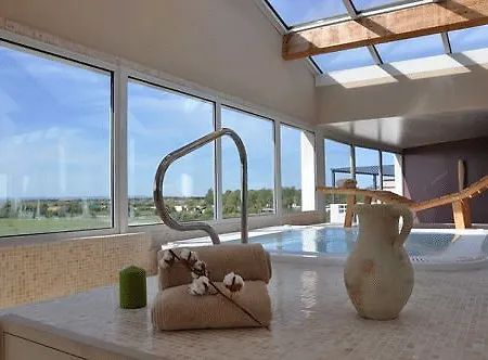 Hoteliere Natureva & 4*