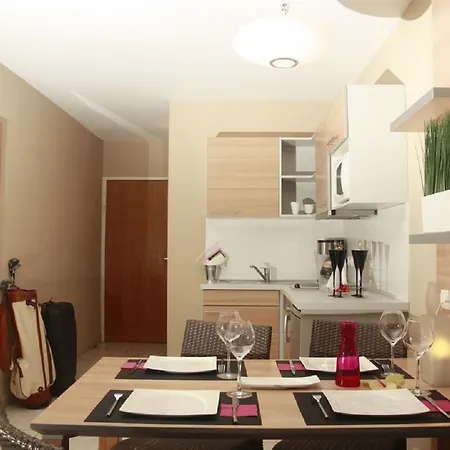 Hoteliere Natureva & 4* Агд