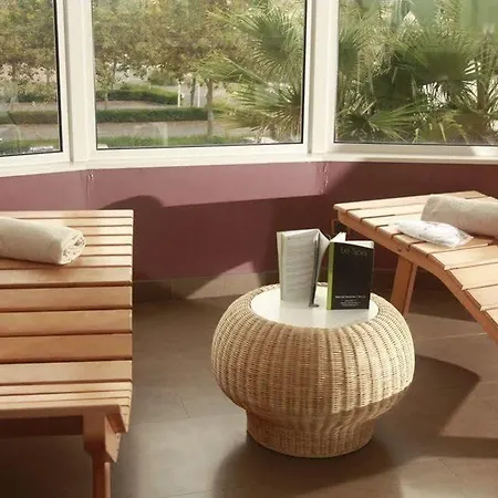 Aparthotel Hoteliere Natureva & 4*