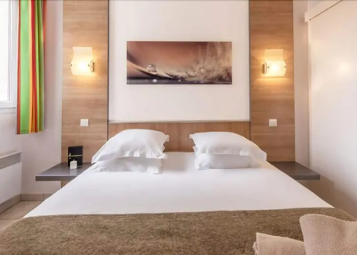 Hoteliere Natureva & 公寓式酒店 阿格德